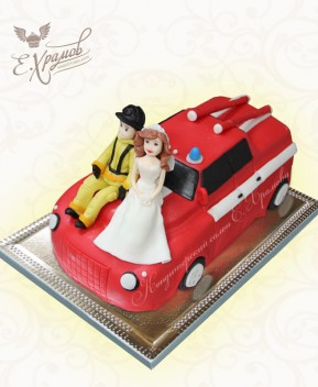 Свадебный торт Пожарнику